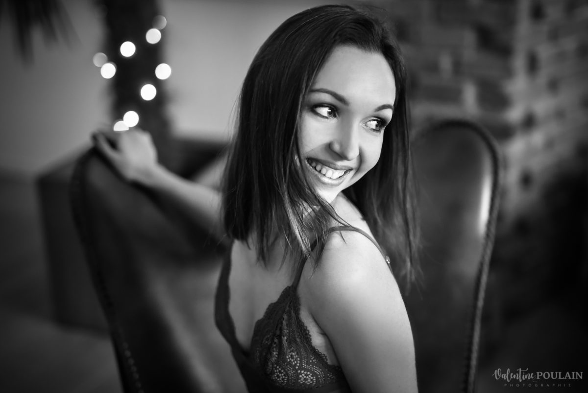Boudoir portrait lingerie - Valentine Poulain