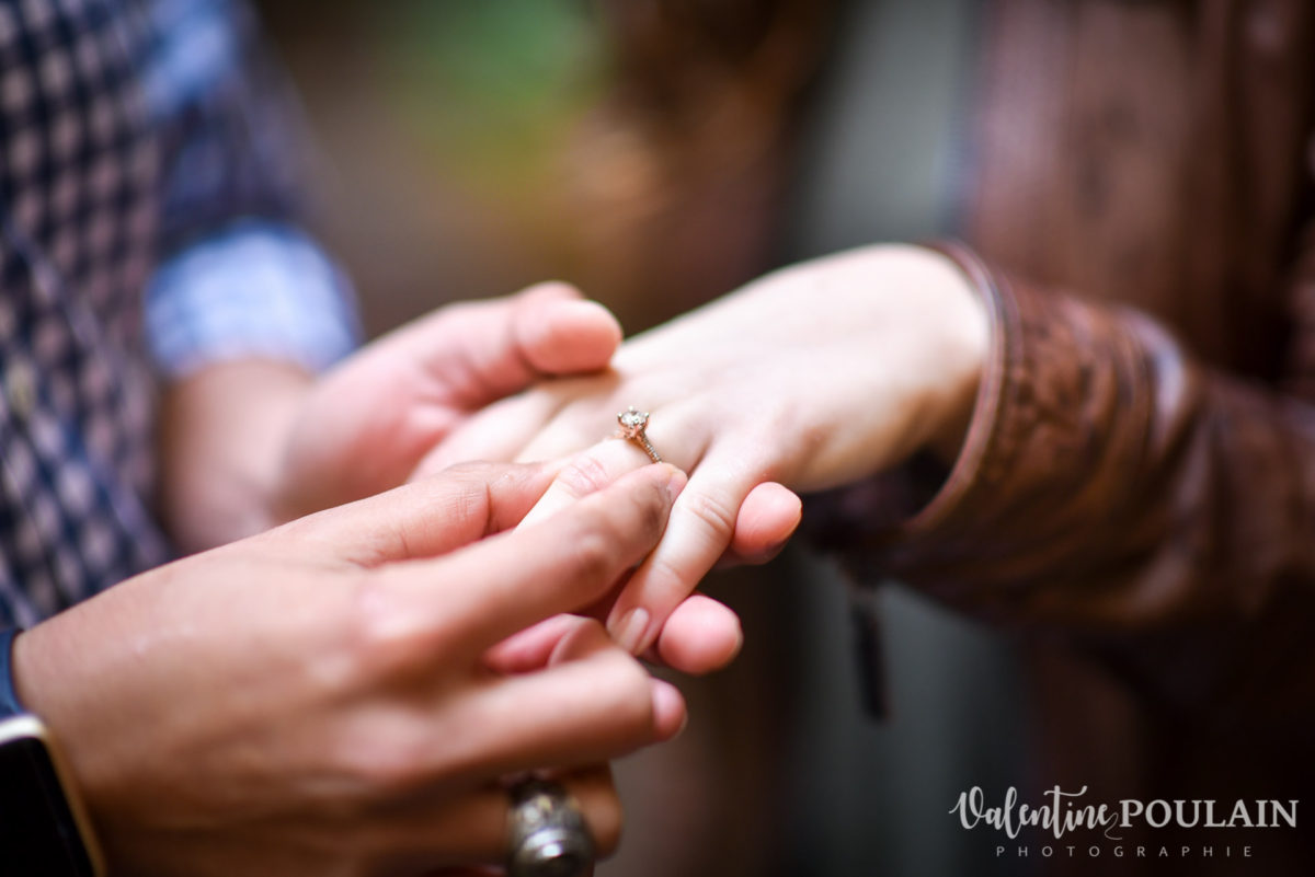 Demande mariage Colmar - Valentine Poulain mains