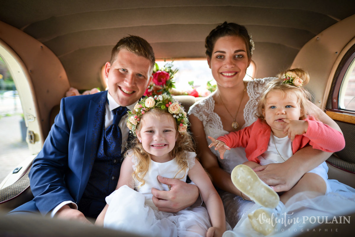 Mariage émotions famille voiture - Valentine Poulain 