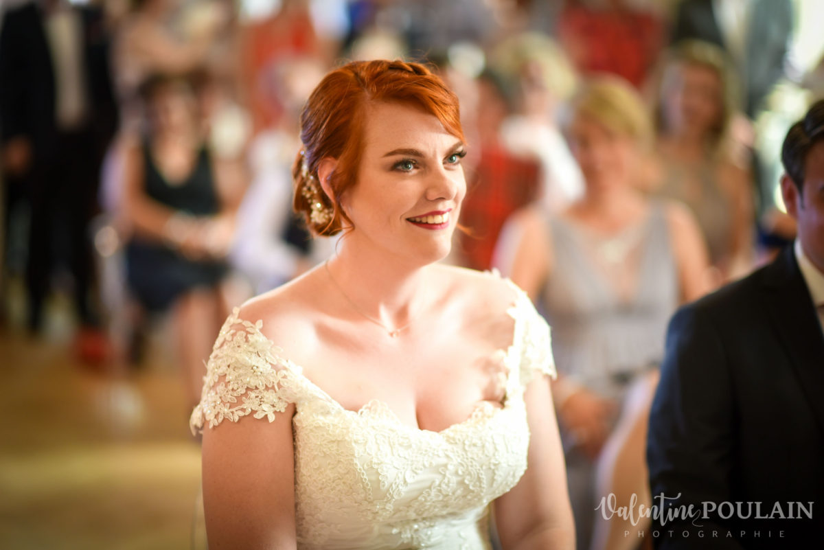 Mariage joyeux vert rose mariée - Valentine Poulain