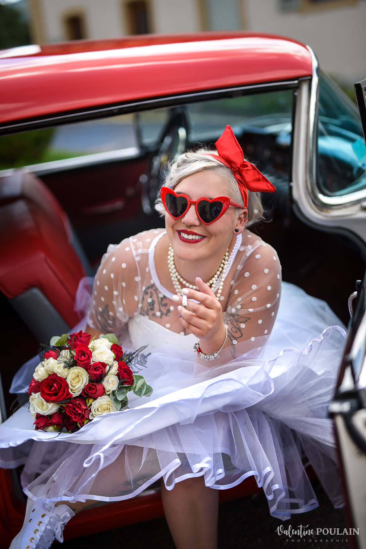 Mariage vintage rockabilly - Valentine Poulain - fumée